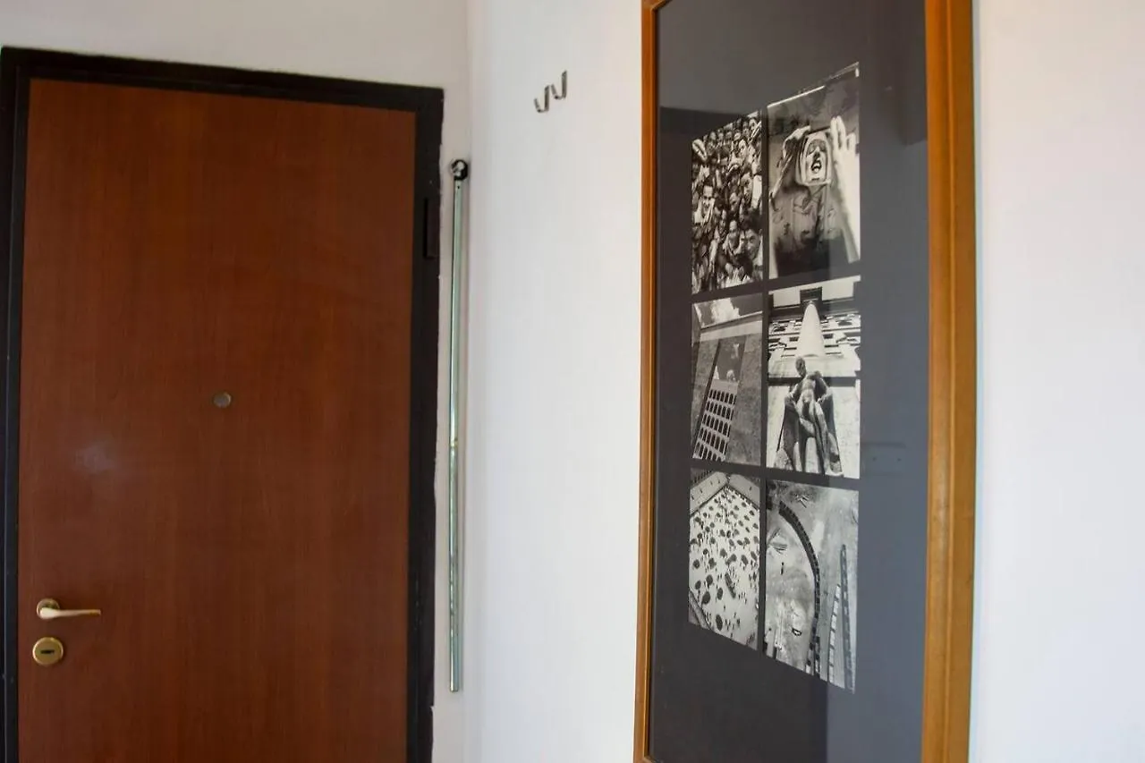 Casa Q163A Tuscolana Next To Metro Apartment Rome